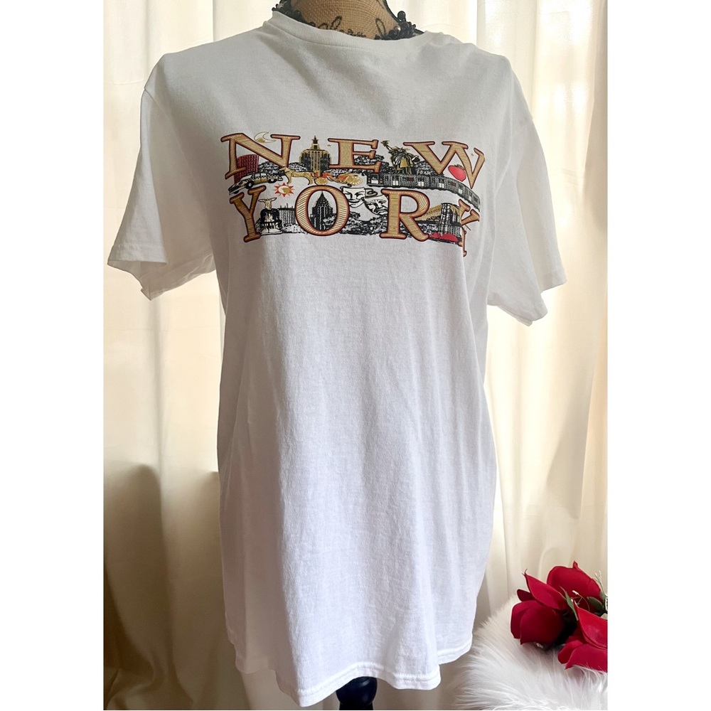 New York City Graphic Tee / Delta Pro Weight